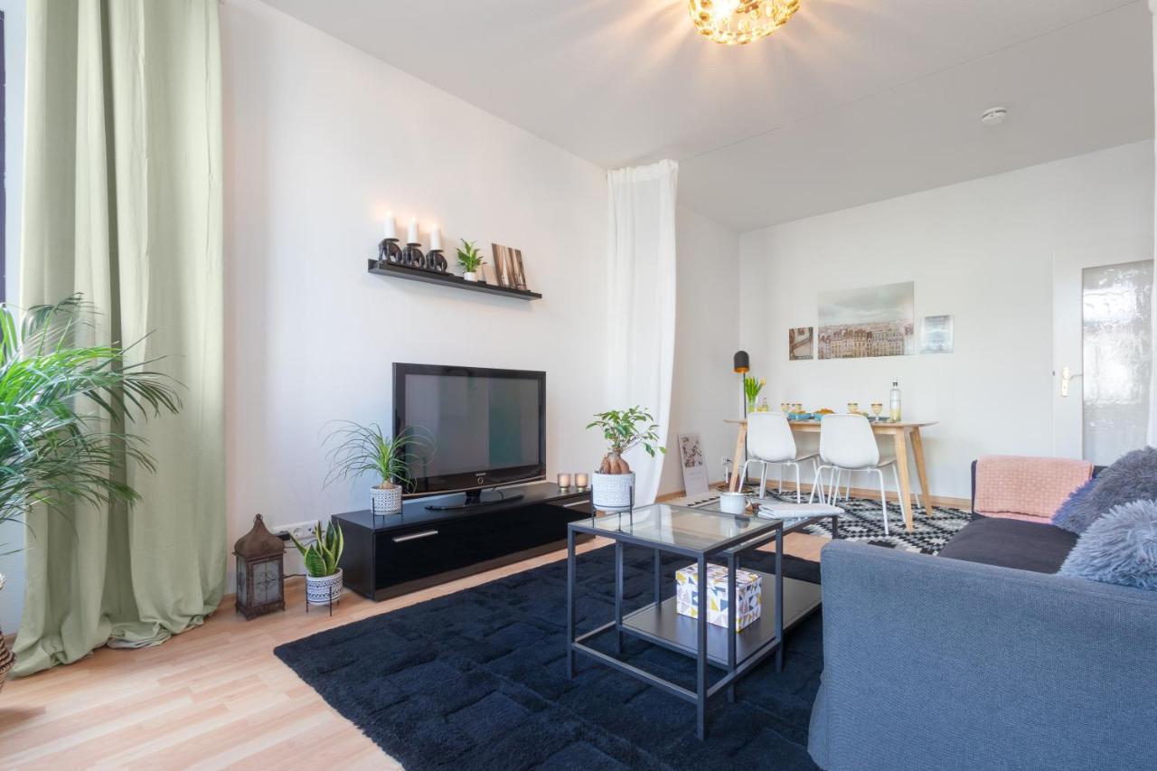 Ruhige Wohnung In Zentraler Lage - Quiet Flat In A Central Location Magdeburgo Exterior foto