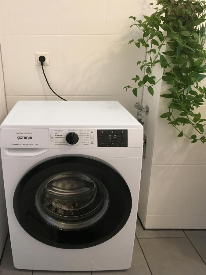 Ruhige Wohnung In Zentraler Lage - Quiet Flat In A Central Location Magdeburgo Exterior foto